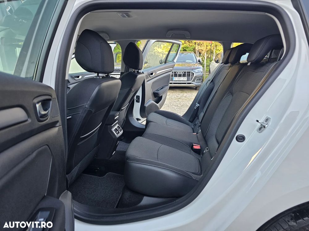 Renault Megane - 25