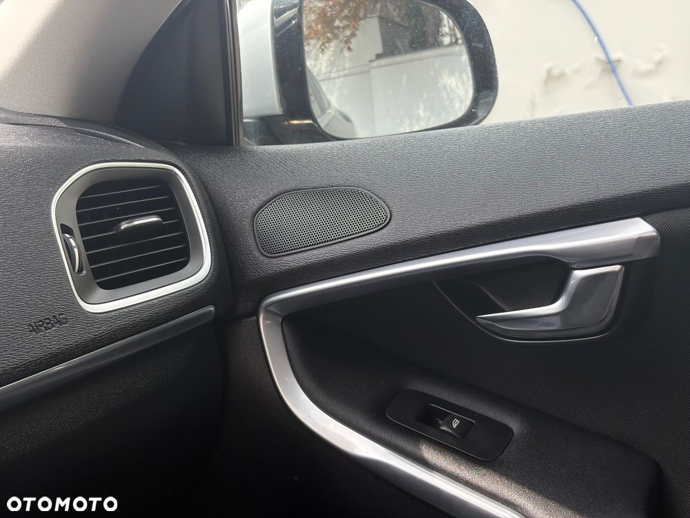 Volvo V40 D2 You - 20
