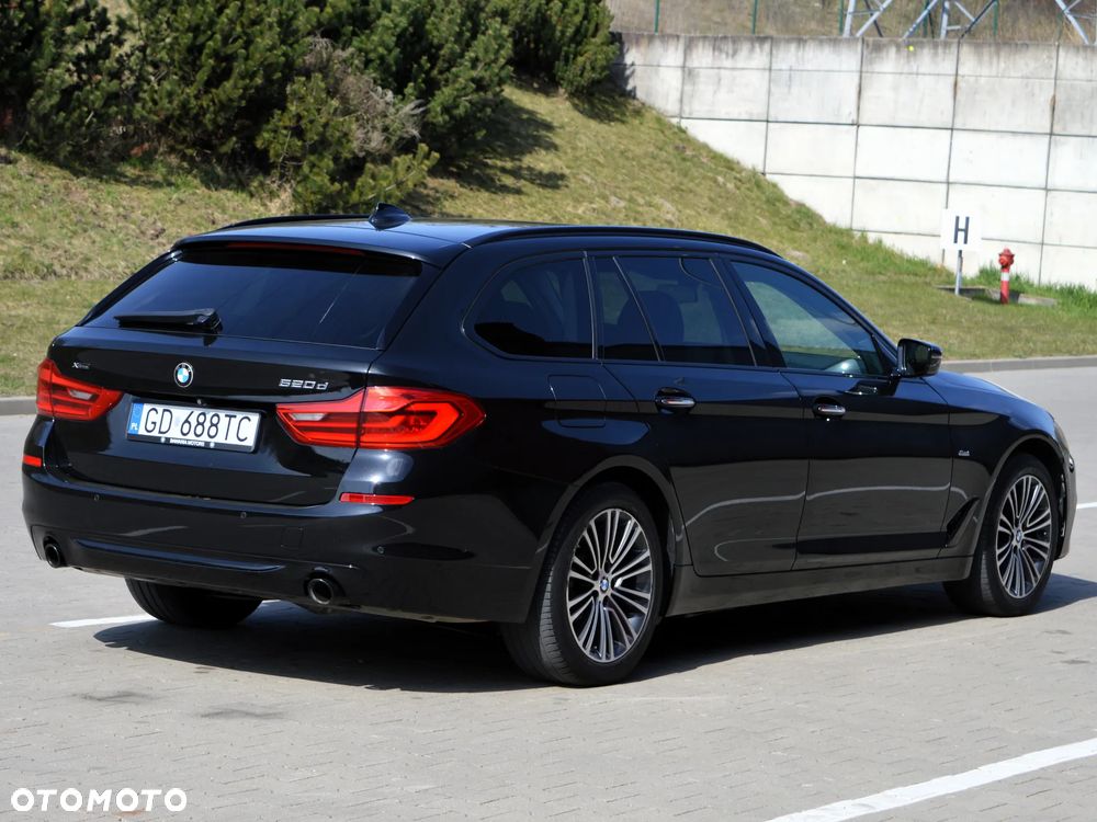BMW Seria 5 520d xDrive Luxury Line sport - 2