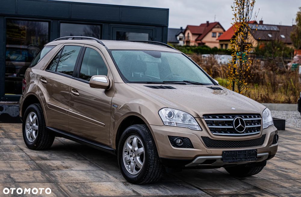 Mercedes-Benz ML - 8