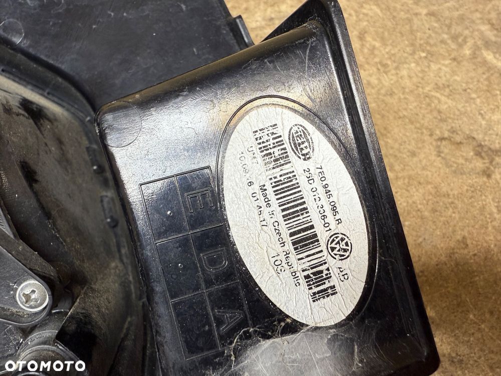 LAMPA TYŁ LEWA VOLKSWAGEN MULTIVAN T6 7E0945095R - 2