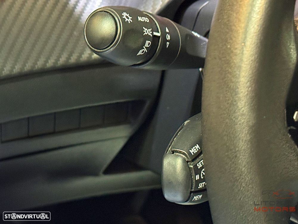 Peugeot 208 1.2 PureTech Like - 24