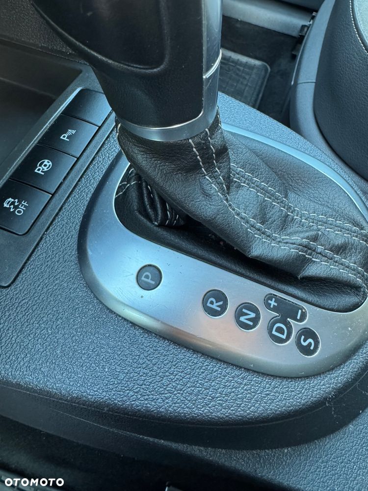 Volkswagen Caddy Comfortline Edition DSG - 23