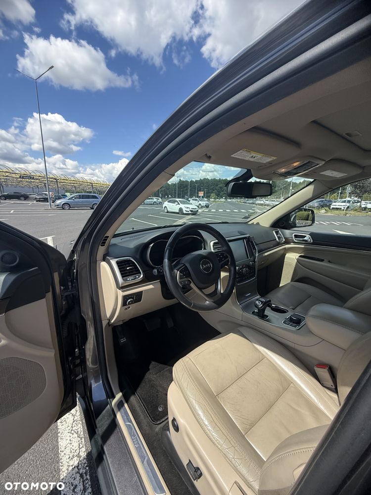 Jeep Grand Cherokee - 2