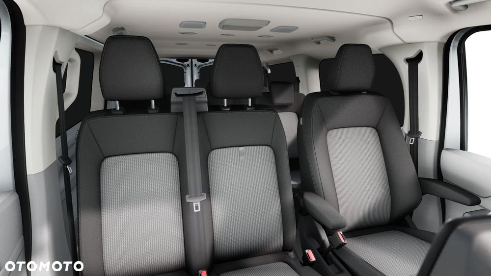 Volkswagen Caravelle - 9