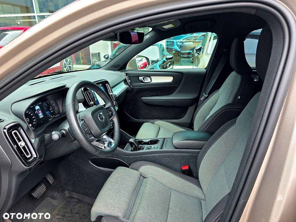 Volvo XC 40 T2 Core - 4