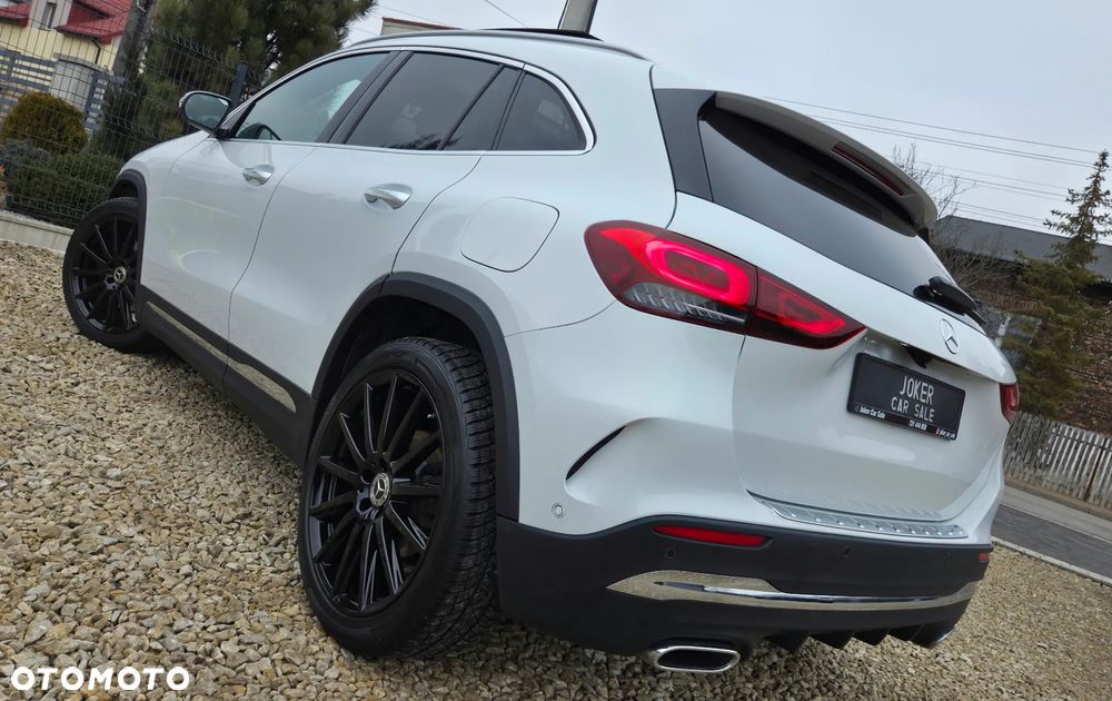 Mercedes-Benz GLA 200 7G-DCT AMG Line - 38