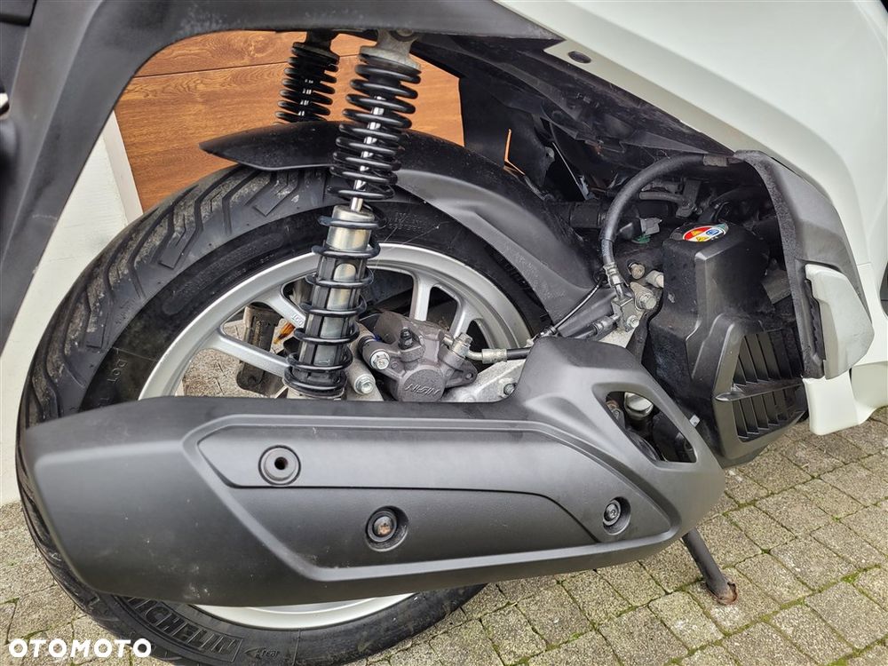 Honda SH - 24