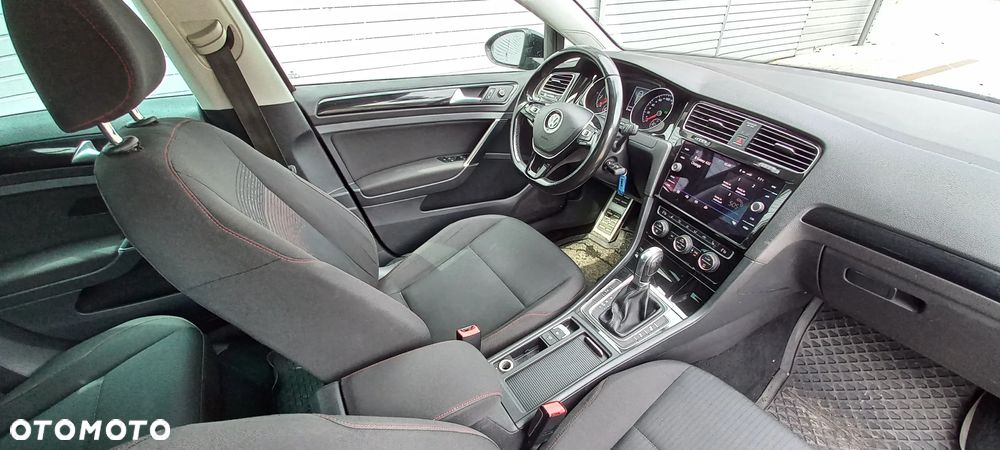 Volkswagen Golf 1.6 TDI DSG Sound - 9