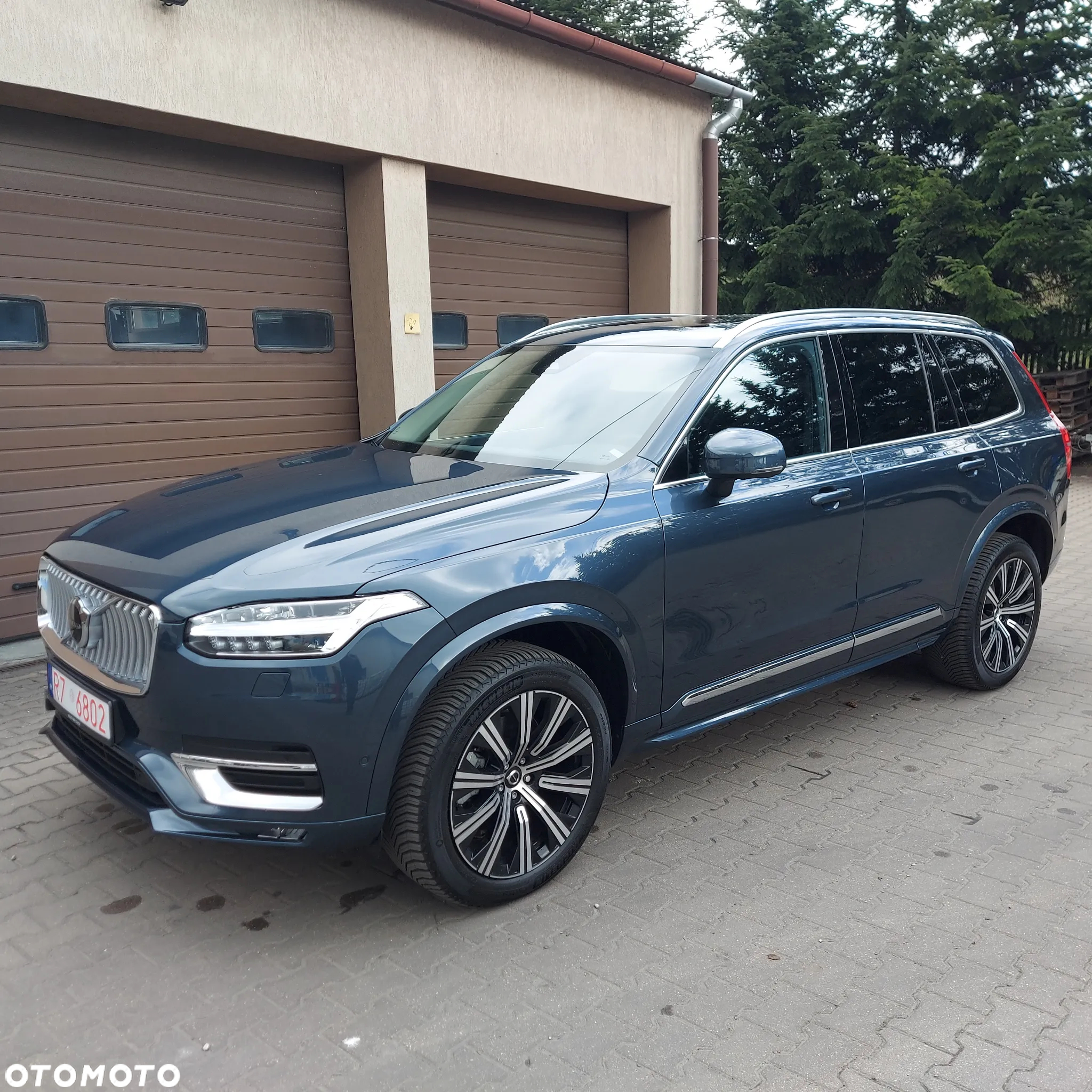 Volvo XC 90 B5 D AWD Plus Bright - 19