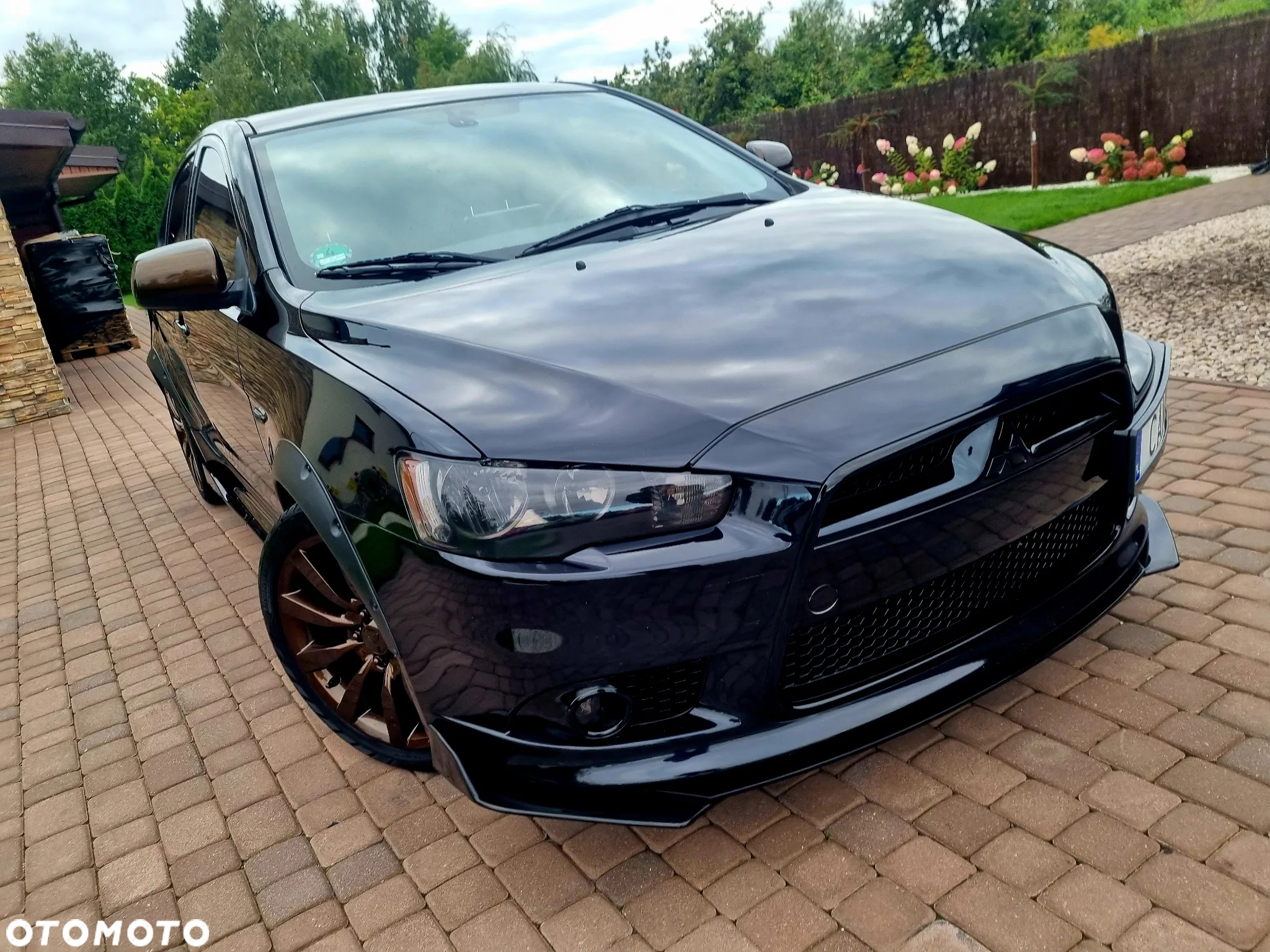 Mitsubishi Lancer - 2