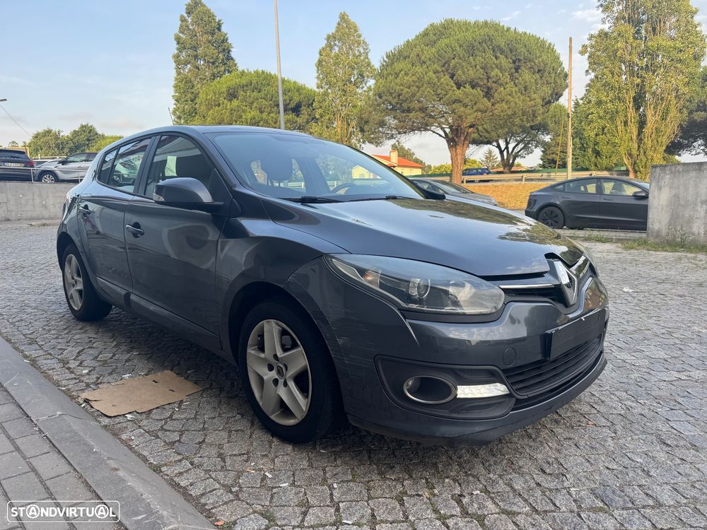 Renault Mégane 1.5 dCi Comfort SS - 2