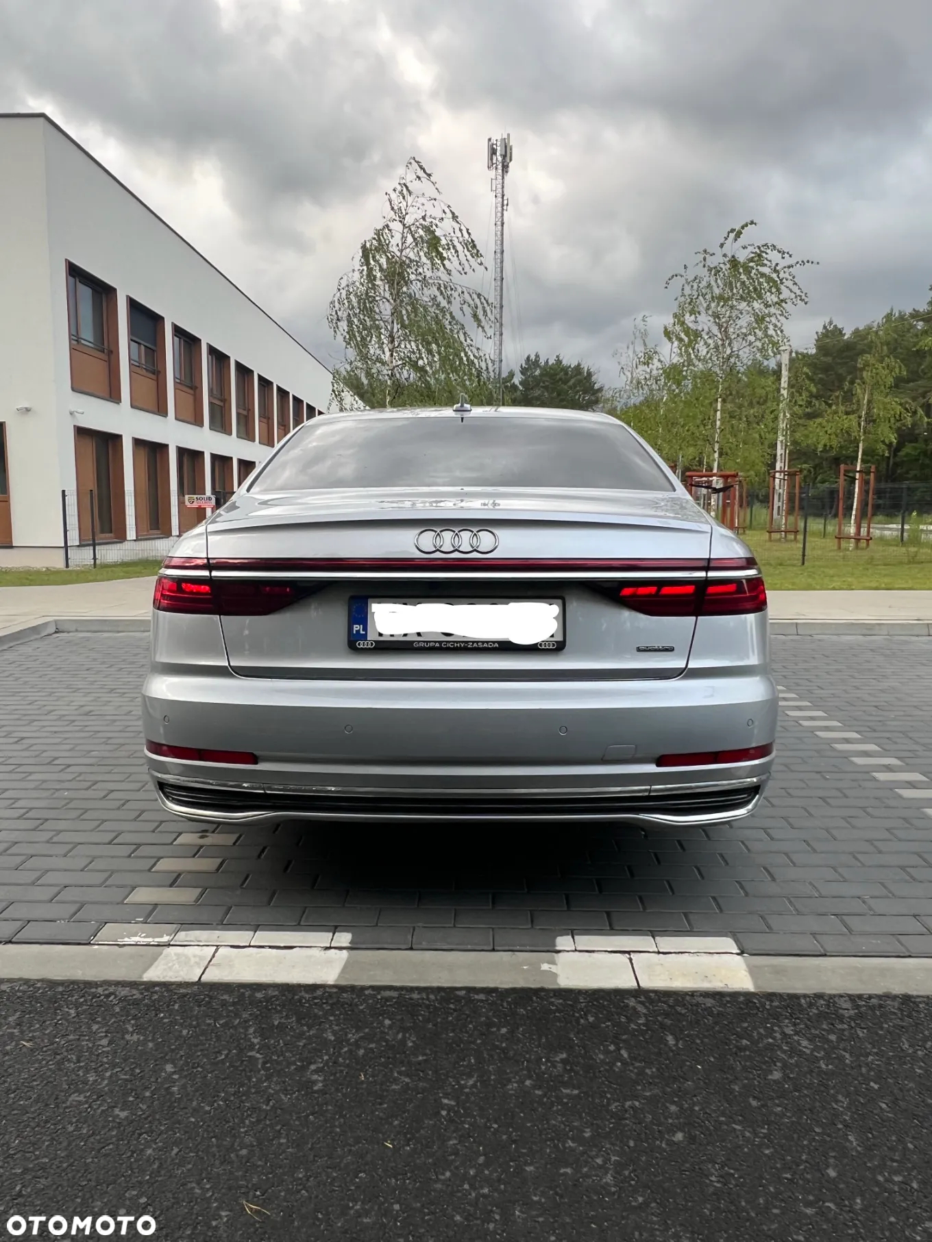 Audi A8 - 7