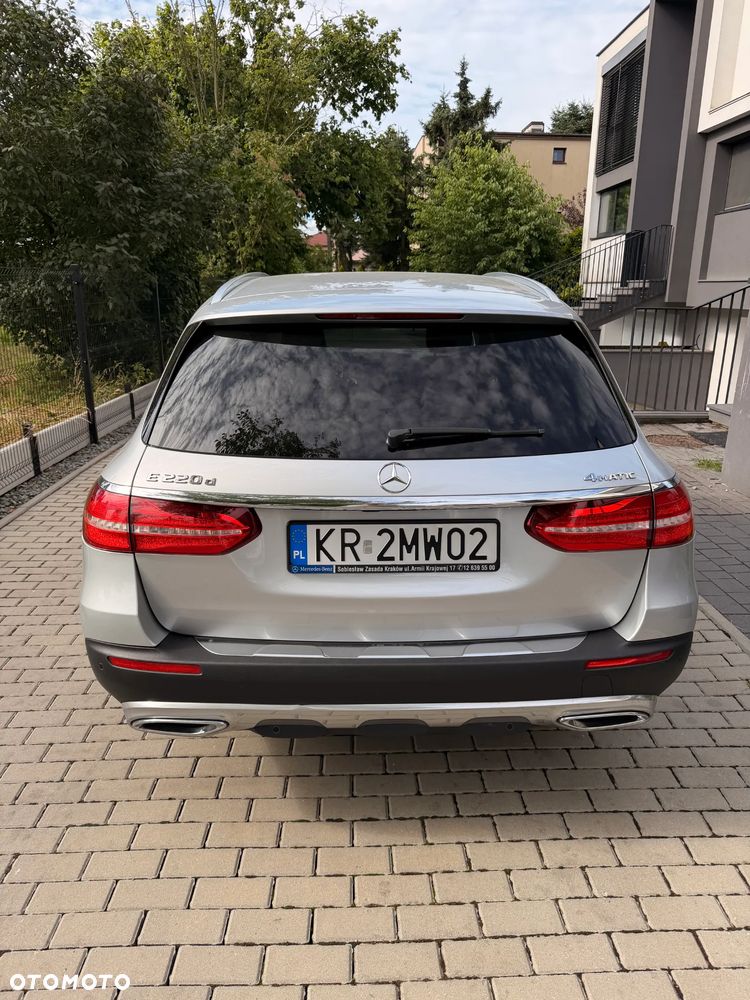 Mercedes-Benz Klasa E 220 d 4-Matic AMG - 12