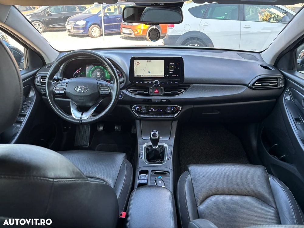 Hyundai i30 - 19