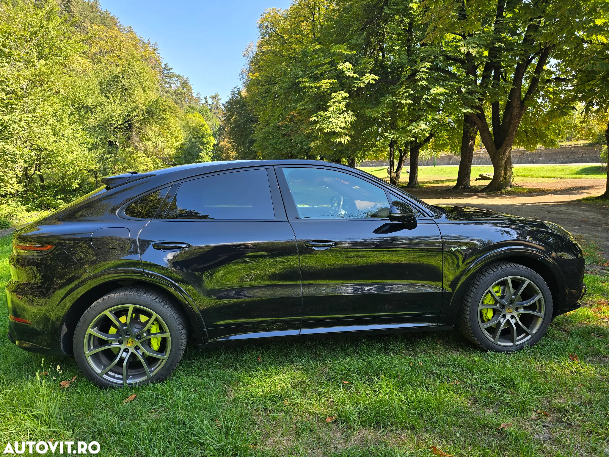 Porsche Cayenne - 4