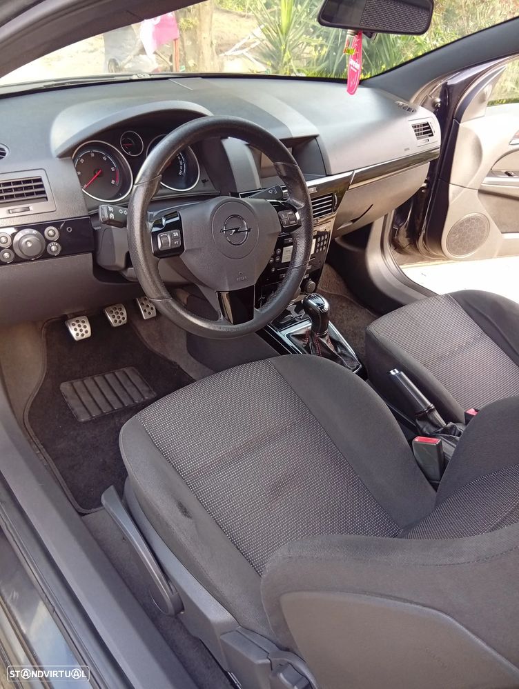 Opel Astra GTC 1.7 CDTI - 8