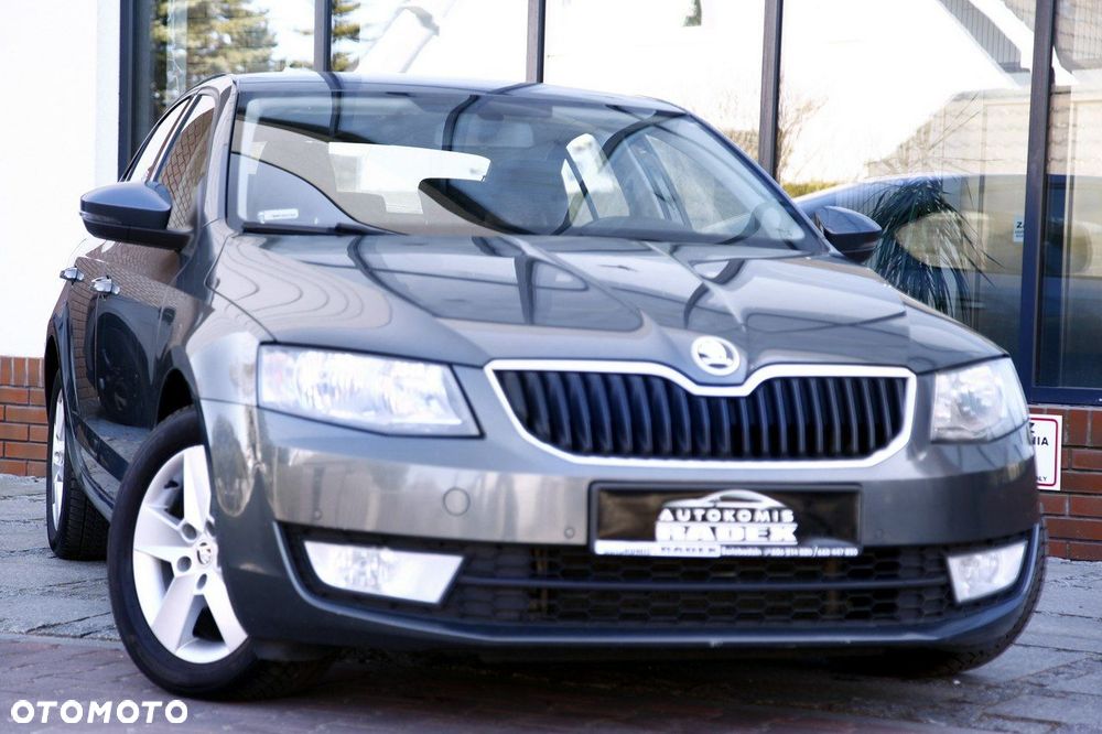 Skoda Octavia 2.0 TDI Edition DSG - 12