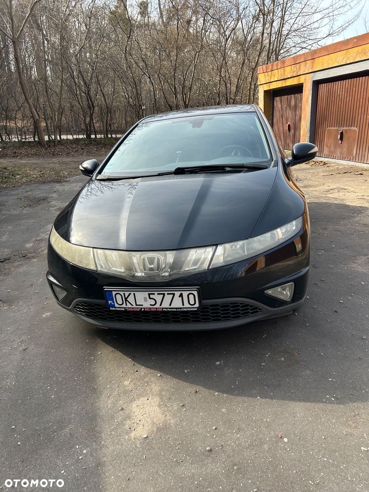 Honda Civic 1.8 Executive - 1