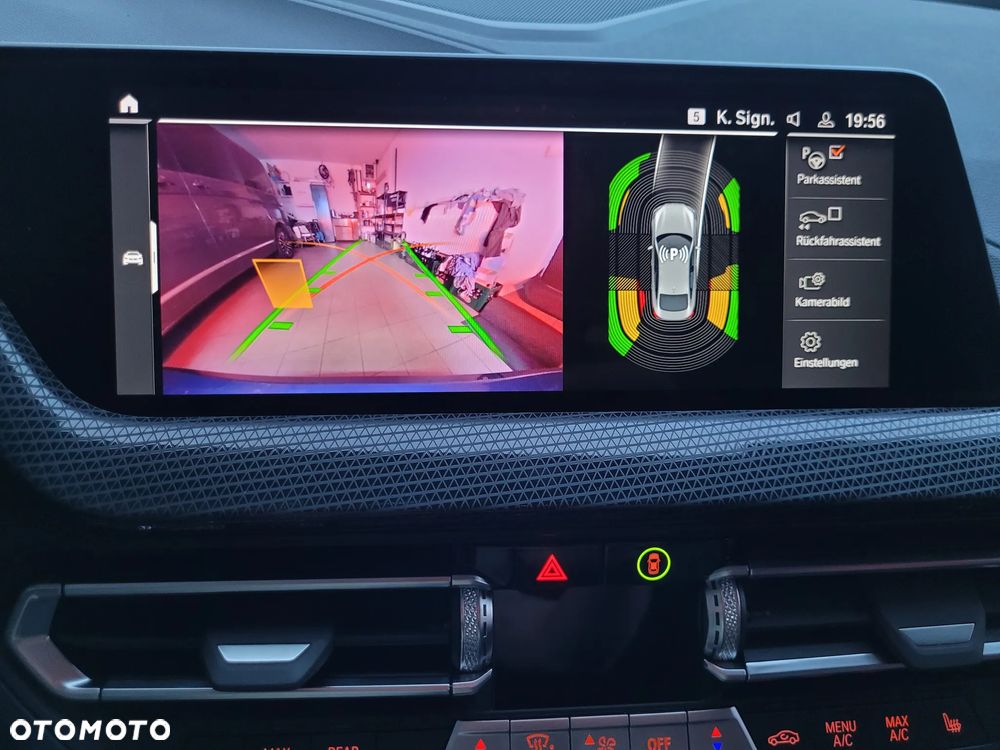 BMW Seria 2 218i Business Edition - 14