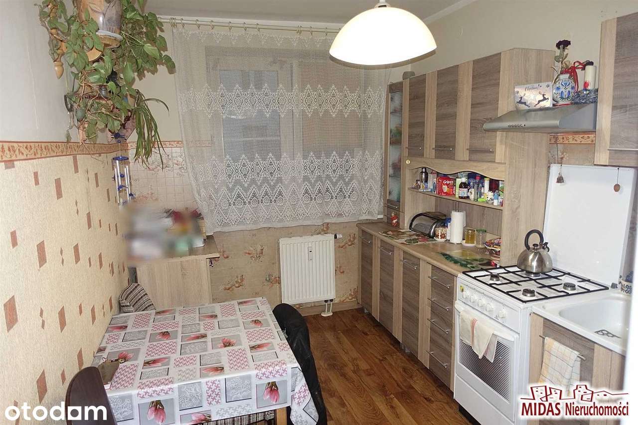 40,80m2, parter, 2 pokoje, balkon, teren zamknięt