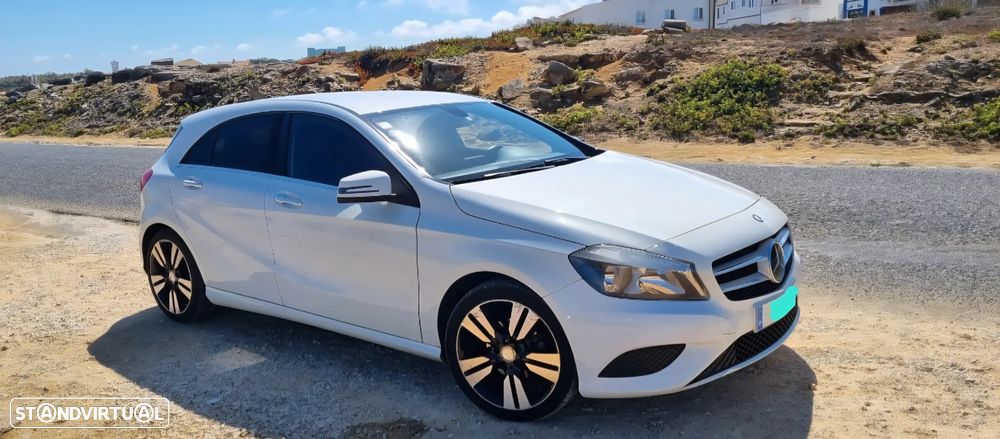 Mercedes-Benz A 180 CDI (BlueEFFICIENCY) Urban - 1