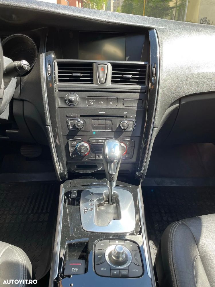 Renault Latitude 2.0 dCi Initiale Aut. - 6