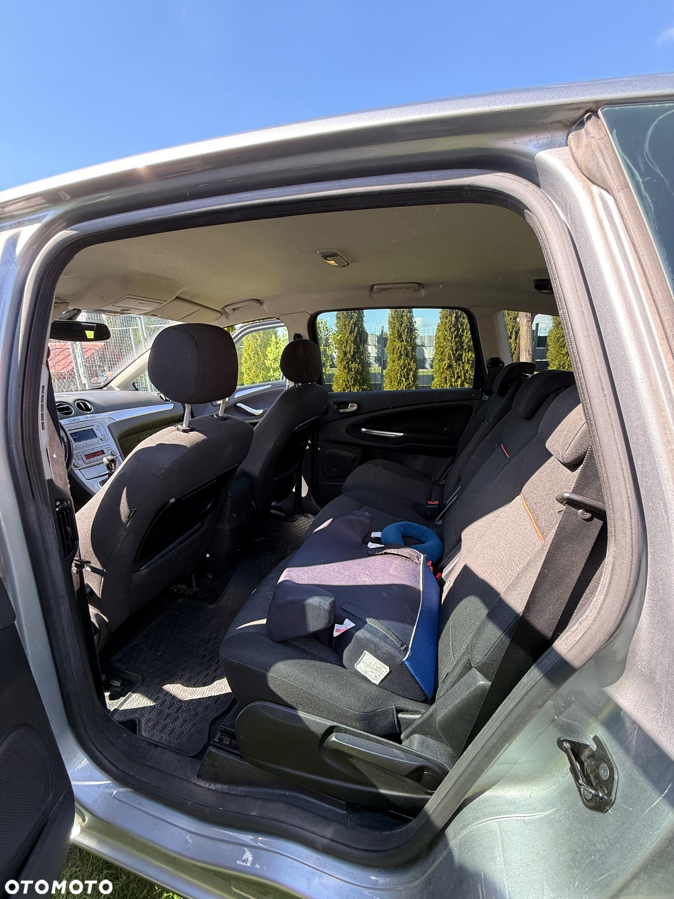 Ford S-Max - 17