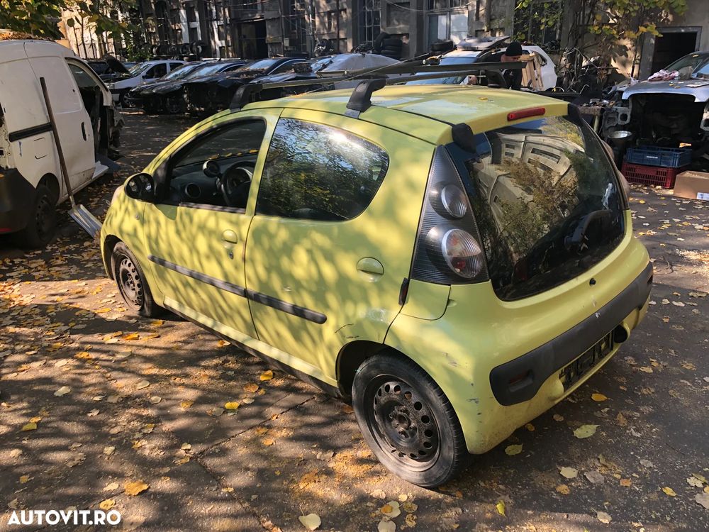 Dezmembrez Citroen C1 galben 2006 1,4 HDI - 2