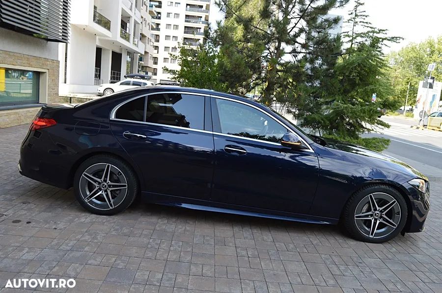 Mercedes-Benz C 300 4Matic 9G-TRONIC AMG Line - 31
