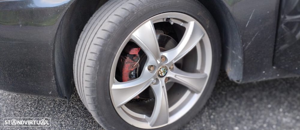 Alfa Romeo 147 1.9 JTD 16V M-Jet DPF Q2 - 5