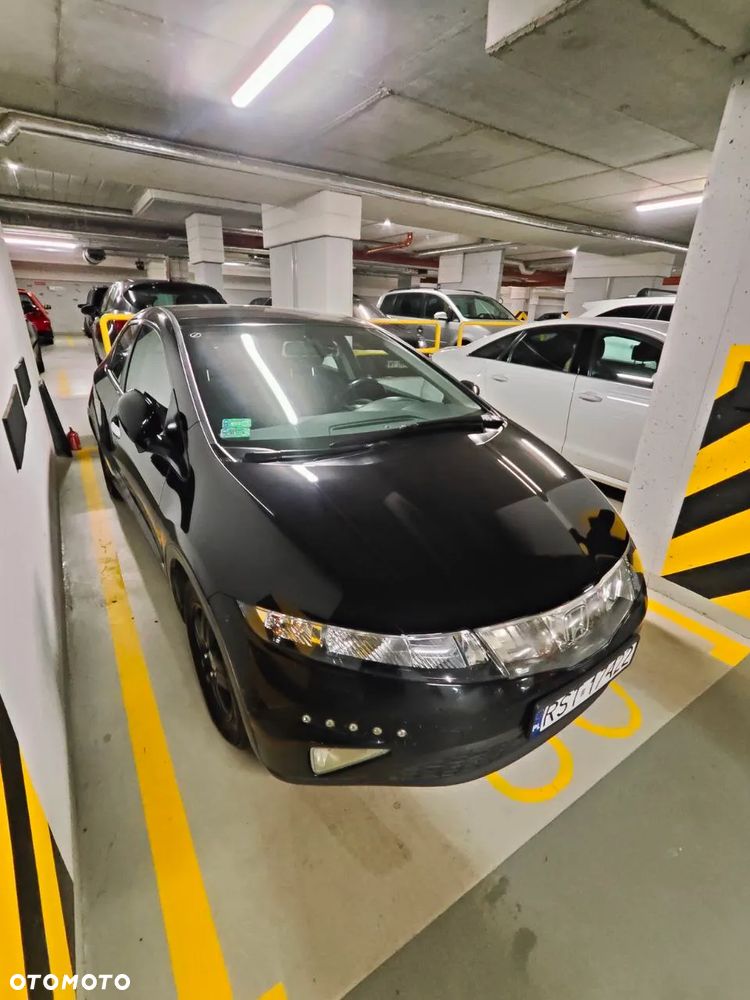 Honda Civic 1.8 Comfort - 3