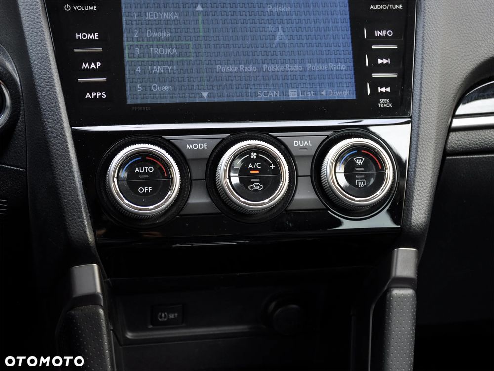 Subaru Forester 2.0 XT Platinum Lineartronic - 27