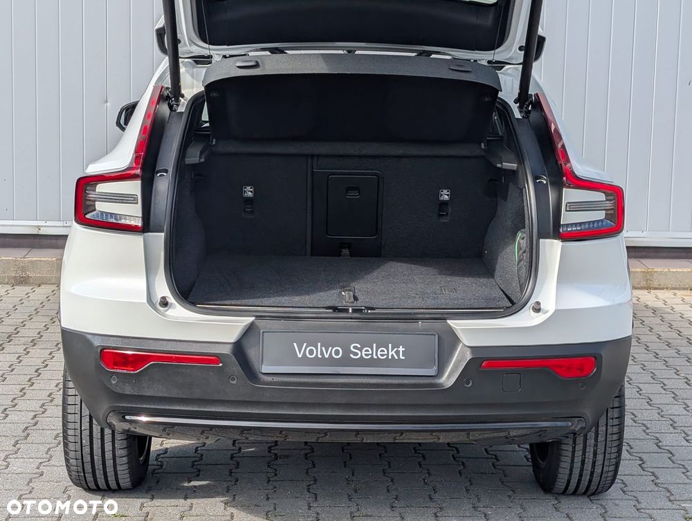 Volvo C40 Recharge 82 kWh Twin Motor Ultimate - 17