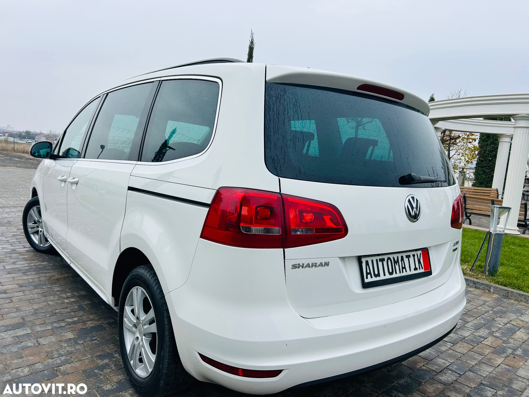 Volkswagen Sharan 2.0 TDI DSG BlueMotion Technology Highline - 2