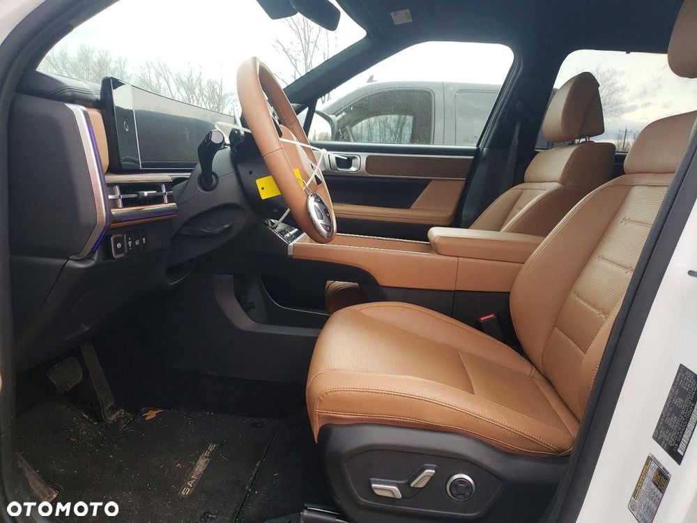 Hyundai Santa Fe - 8