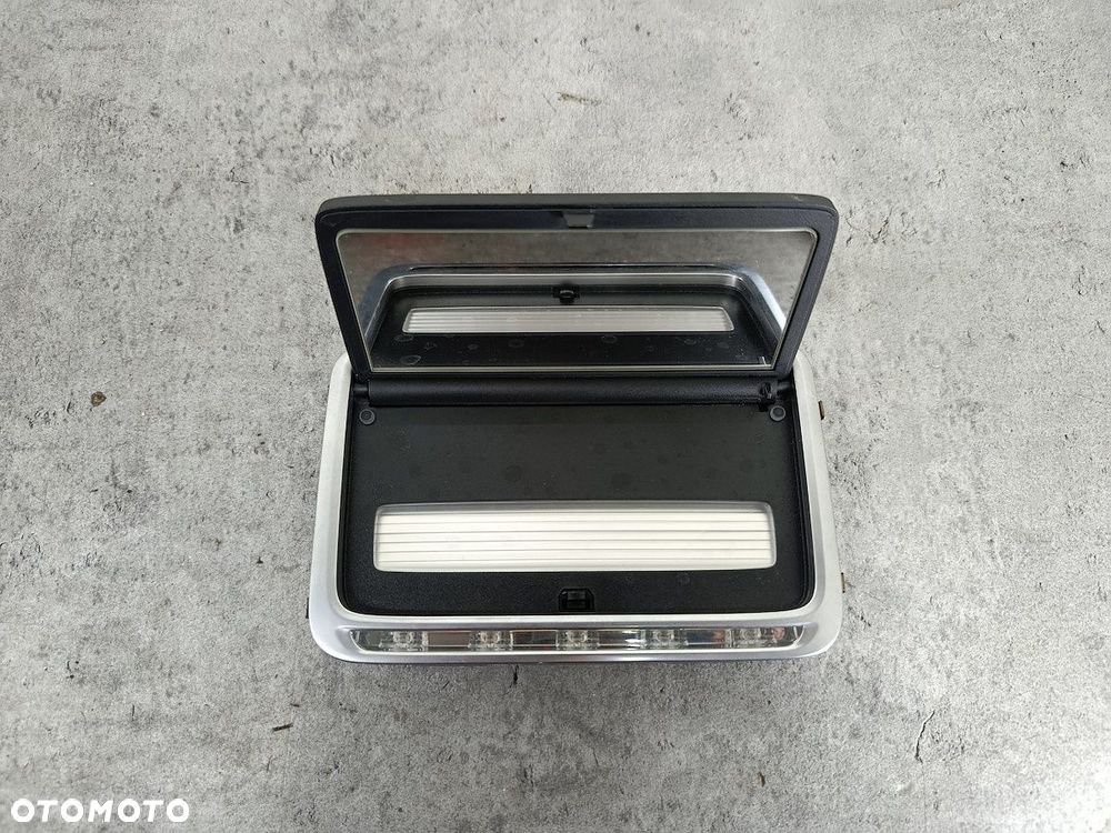 LUSTERKO KOSMETYCZNE MAYBACH X222 C028N109 - 6