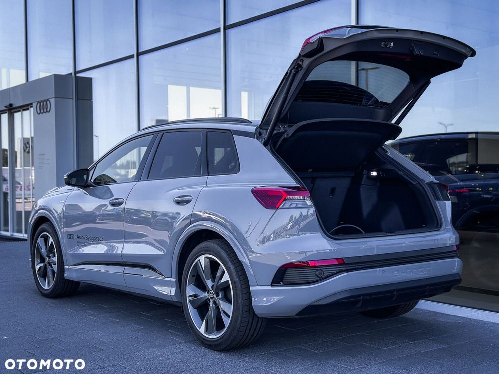 Audi Q4 e-tron - 11