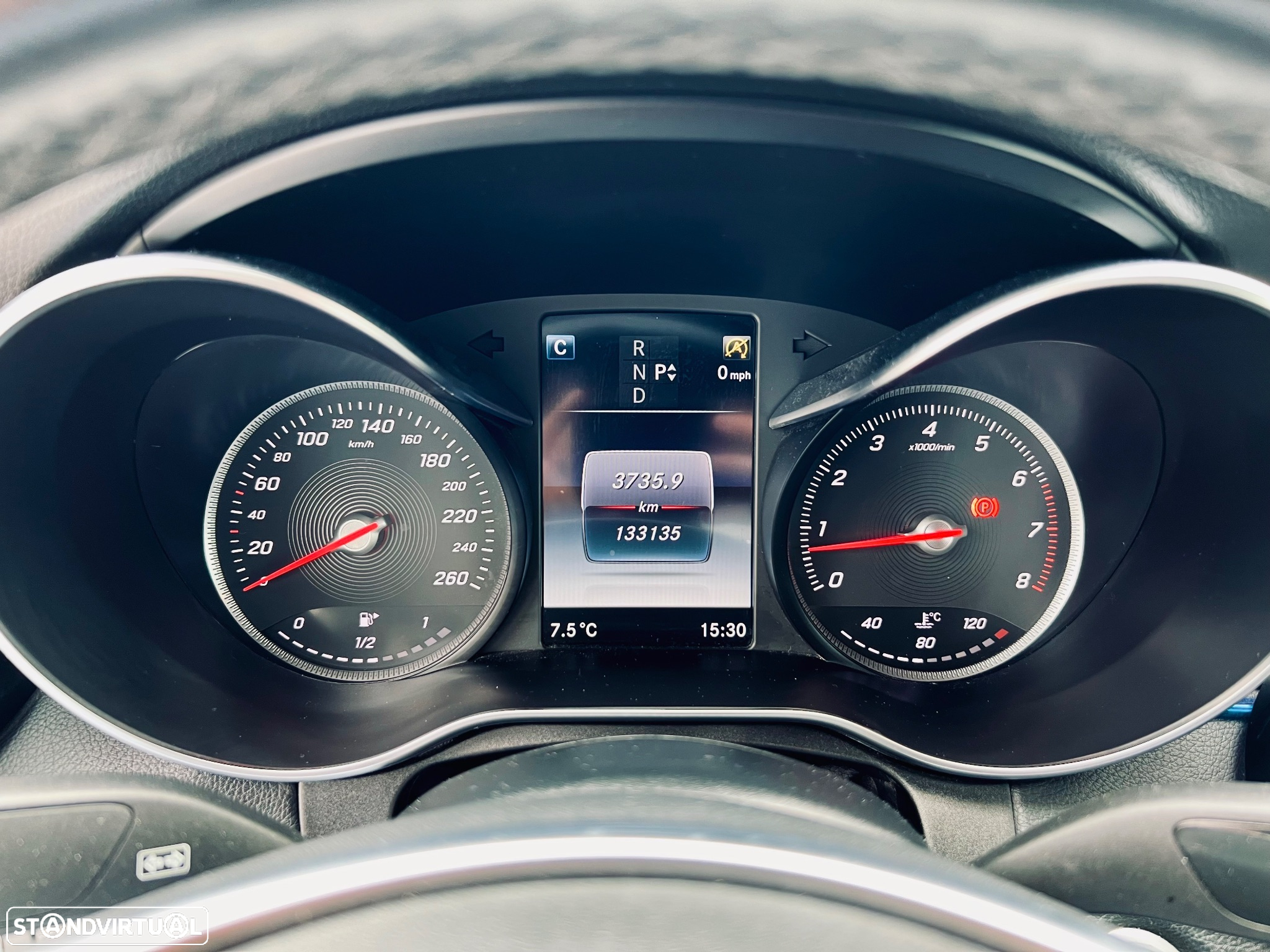 Mercedes-Benz C 200 Coupe 9G-TRONIC AMG Line - 23