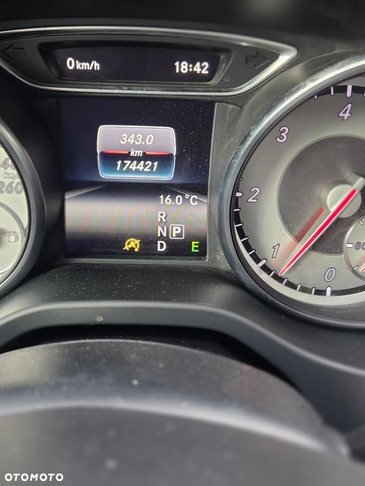 Mercedes-Benz GLA 220 CDI 4-Matic - 13