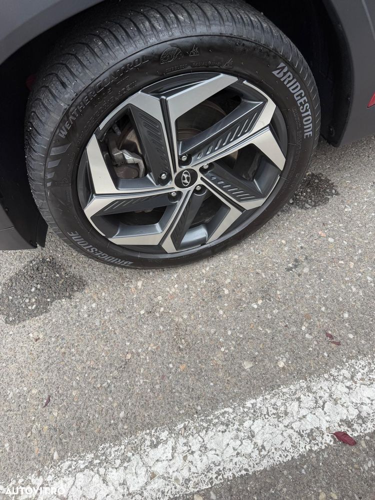 Hyundai Tucson - 2
