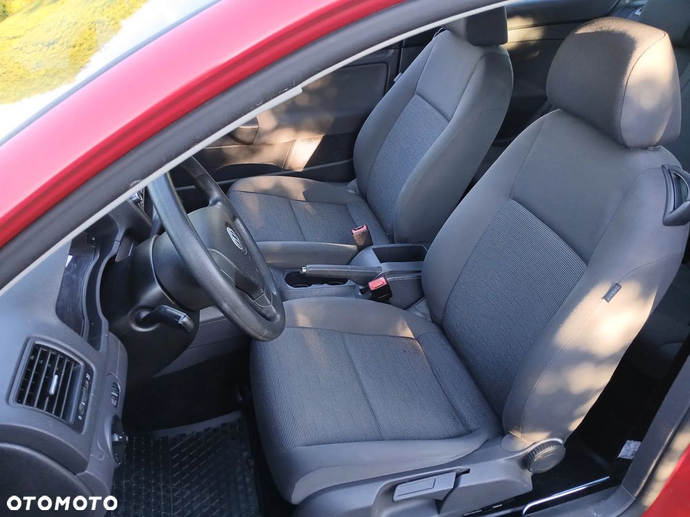 Volkswagen Golf 1.9 TDI DPF Trendline - 19