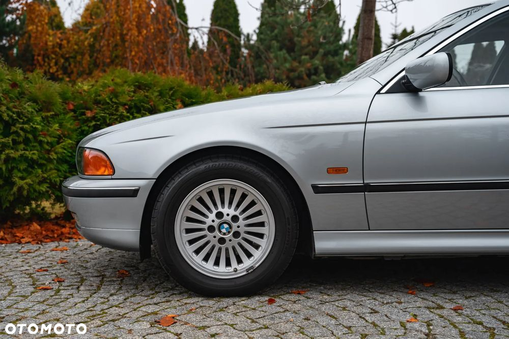 BMW Seria 5 - 11