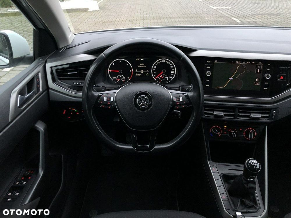 Volkswagen Polo - 15