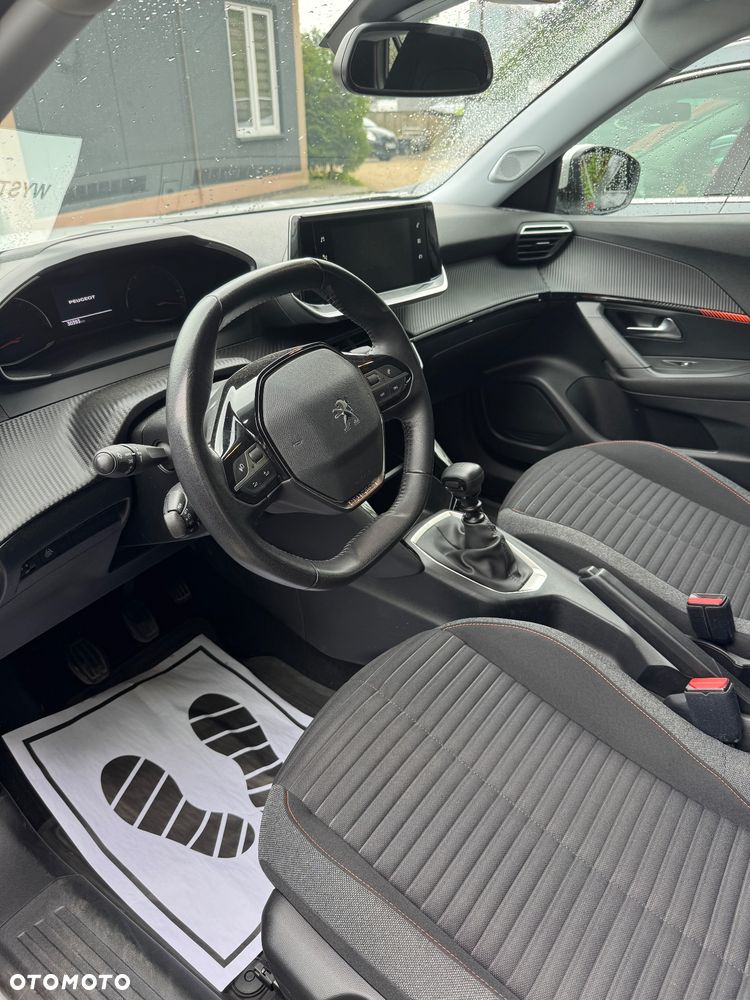 Peugeot 2008 1.2 PureTech Active Pack S&S - 9