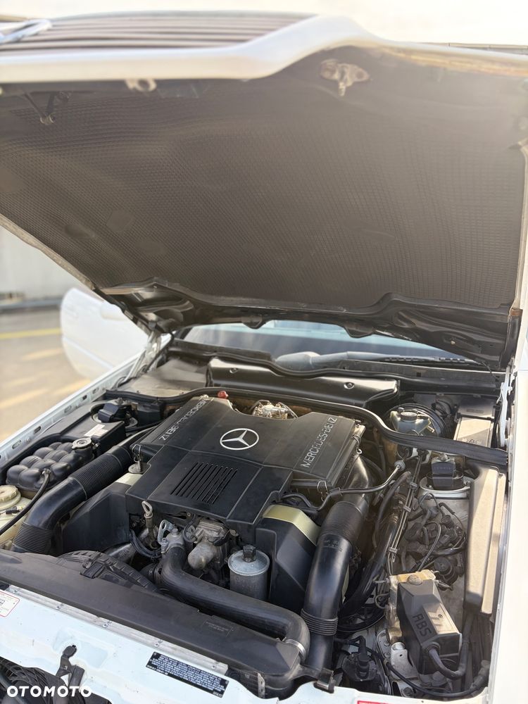 Mercedes-Benz SL - 17