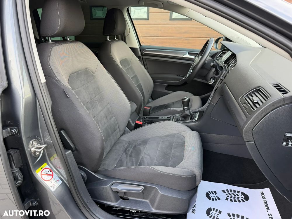 Volkswagen Golf 1.6 TDI SCR Comfortline - 14