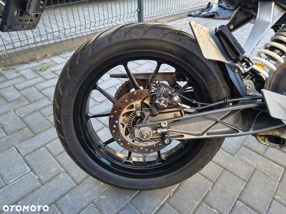 KTM Duke 125 - 8