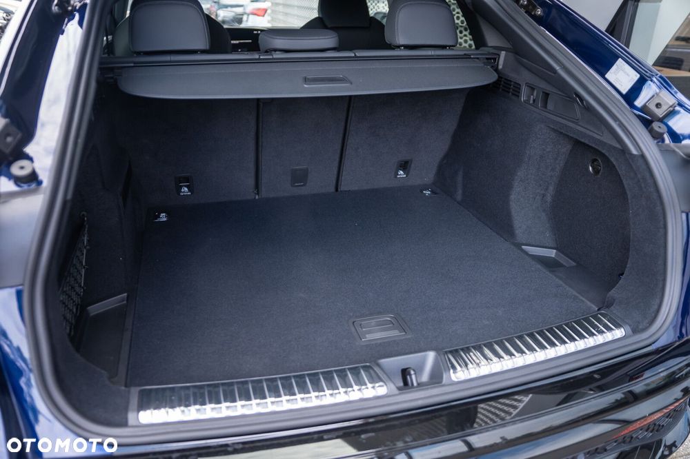 Audi Q5 Sportback - 9