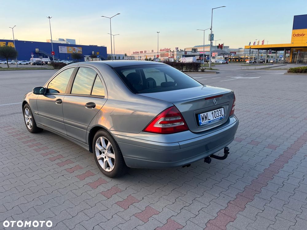Mercedes-Benz Klasa C 200 CDI Classic - 3